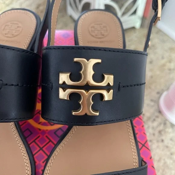 New Tory butch black 🖤 sandal - Picture 4 of 6